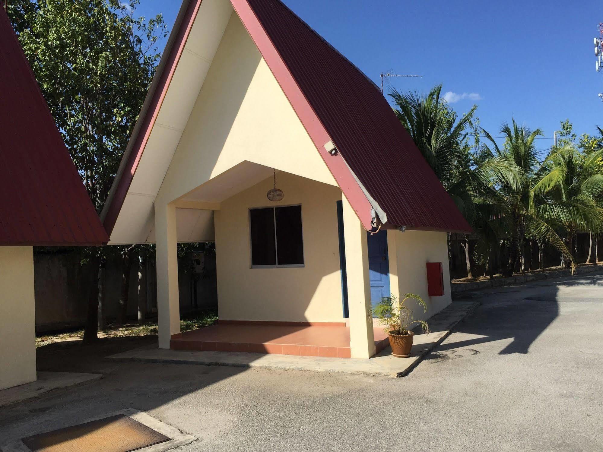Adina Drive In Motel Langkawi Ngoại thất bức ảnh