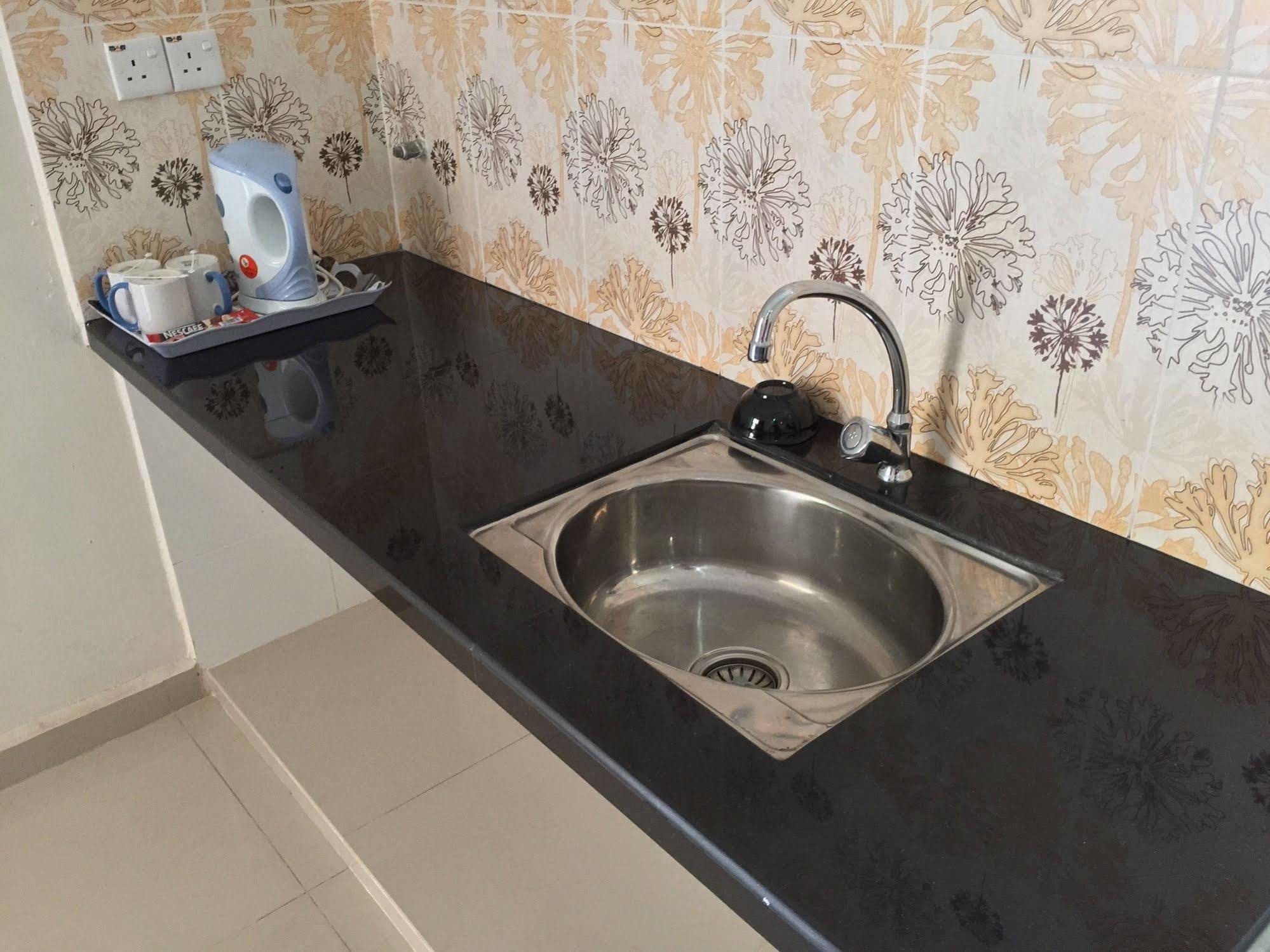Adina Drive In Motel Langkawi Ngoại thất bức ảnh